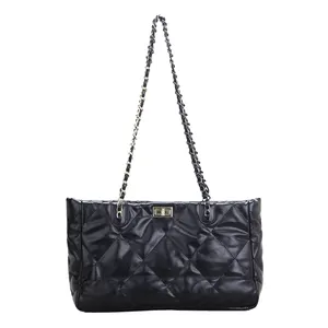 Fabrika toptan ürünler moda özel Logo çanta lüks Metal zincir ile Inspired tasarımcı kilit bayan çanta