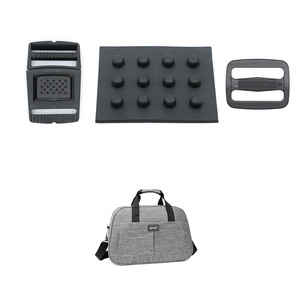 Base de plástico para equipaje, tira protectora antideslizante de 79mm x 63mm para bolsas y maletas - Product Image 3
