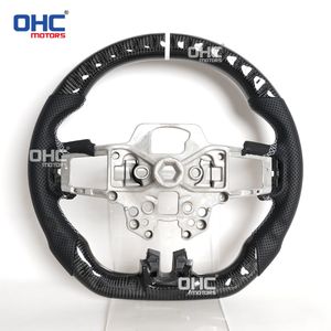 Volant en fibre de carbone véritable pour <span class=keywords><strong>Mustang</strong></span> Ecoboost <span class=keywords><strong>Gt</strong></span> 2018-2023 Ligne orange/<span class=keywords><strong>blanche</strong></span> Cuir perforé/Cuir suédé Poignée - Product Image 4