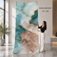 Papier peint auto-adhésif en marbre bleu sarcelle et or avec surface PET nettoyable pour murs décoratifs intérieurs