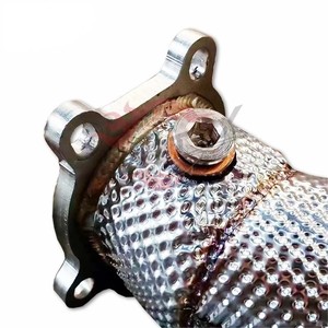 Collecteur d'échappement haute performance en acier inoxydable 304 avec catalyseur pour Audi S6 S7 S8 RS6 RS7 C7 4.0T V8 2012–2018 avec bouclier thermique sans voyant d'avertissement (CEL) - Product Image 5