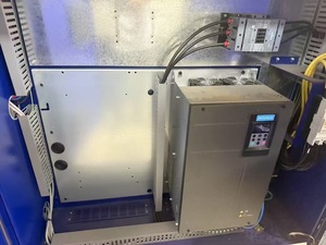 Máquina de Moldeo por Inyección Horizontal Híbrida Haitian MA3200III de 320 Toneladas Usada Premium con PLC, Motor, Bomba de Tornillo, Caja de Engranajes y Rodamientos - Product Image 5