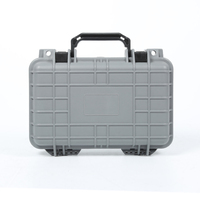 Petite valise de protection rigide en plastique étanche avec mousse alvéolée et mousse pré-découpée