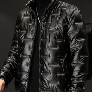 Veste en duvet à capuche pour homme pour le sport et les loisirs - Product Image 3