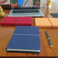 Carnet personnalisé en tissu de lin avec reliure cousue, fermeture élastique multicolore, ensemble cadeau avec stylo