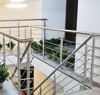 Balustrades et mains courantes modernes pour hôtels, barre transversale en acier inoxydable avec finition satinée polie pour rampes d'escalier