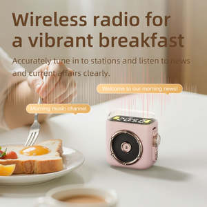 Réveil FM de voyage miniature rétro P6 avec haut-parleurs sans fil 5W, clip magnétique et écran d'affichage de la lune - Product Image 5