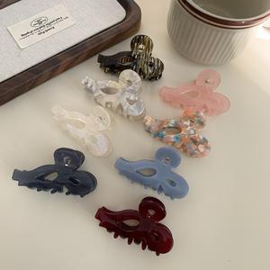 Nouveau coréen clair couleur unie nœud papillon pince à <span class=keywords><strong>cheveux</strong></span> en gros élégant accessoires de <span class=keywords><strong>cheveux</strong></span> filles acétate marbrure requin pinces à <span class=keywords><strong>cheveux</strong></span> pinces - Product Image 2