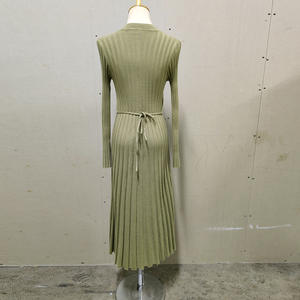 Fabriqué en Chine longue <span class=keywords><strong>robe</strong></span> <span class=keywords><strong>pull</strong></span> blanc à manches longues <span class=keywords><strong>robe</strong></span> d'hiver 2024 <span class=keywords><strong>noir</strong></span> femme robes d'hiver - Product Image 6