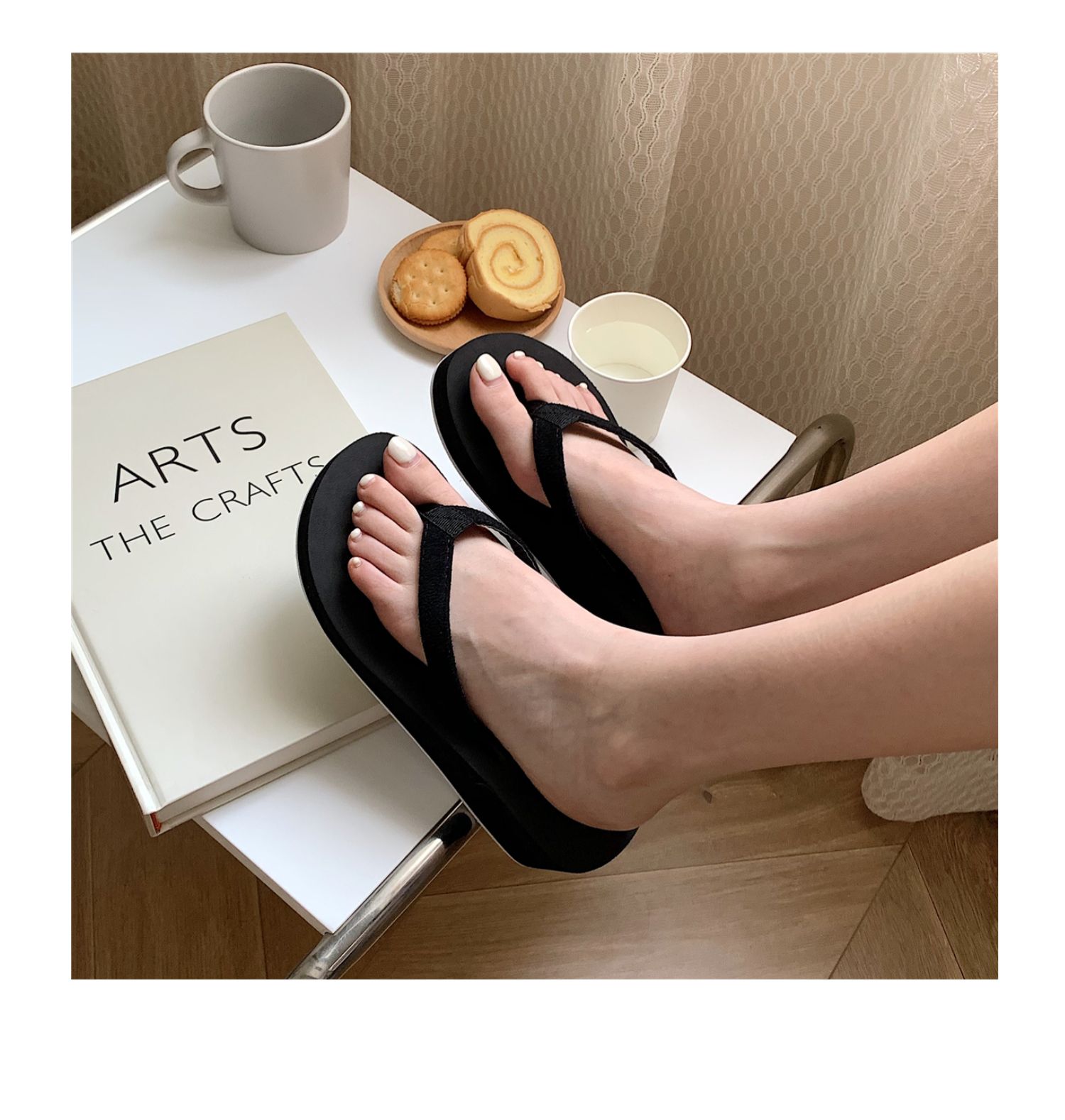 Summer Beach Casual Slipper Flip-flops Outdoor EVA Thick Bottoming Women Sandals