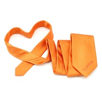 Cravates en polyester gros-grain tissé pour hommes, vente en gros Chine, cravate unie orange personnalisée avec logo pour hommes, boutique Saturn
