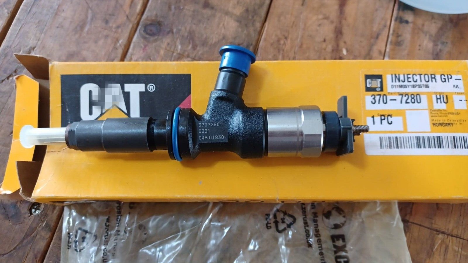 injector nozzle 3707280 295050-0331 370-7280 injector for CAT  C4.4, C4.4XQ10 common rail injector 3707280 295050-0331 370-7280