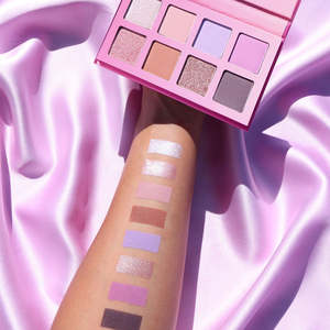 Di alta qualità <span class=keywords><strong>all</strong></span>'ingrosso trucco cosmetico personalizzato opaca Glitter Palette di ombretti per le <span class=keywords><strong>donne</strong></span> Palette di ombretti viola - Product Image 6