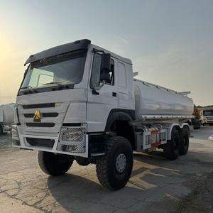 Truk Tangki Bahan Bakar SINOTRUK HOWO 6x4 340HP Bekas, Transportasi Diesel Bensin - Product Image 2