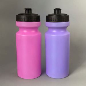 Promotional Plastic 24oz.Water Bottles 20 Oz.Gym Bottles 17 Oz. Slim Squeeze Water Bottles Custom Logo for <b>Games</b> <b>Gifts</b> - Product Image 5