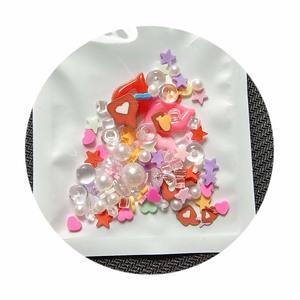 <span class=keywords><strong>Love</strong></span> <span class=keywords><strong>Butter</strong></span> Fluffy Slime Charms Labios rojos Parte posterior plana Resina y Perla Corazón Arcilla Diamante de imitación Mezclado para decoración de Navidad - Product Image 2