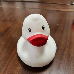 Venta Directa de Fábrica, Juguete de Pato Amarillo de Gran Tamaño Personalizado, Juguete de Vinilo para Baño, de Plástico, con Sonido, para Niños - Product Image 4