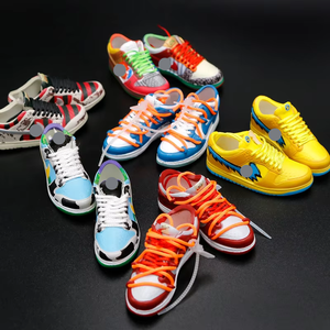 Chaussures de basket-ball miniatures AJ1 à prix avantageux, modèle personnalisé créatif, mini baskets pour cadeaux - Product Image 2