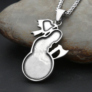 Collar Vikingo de Acero Inoxidable con Colgante de Escudo y Hacha, Diseño Único, Joyería para Hombre, Regalo - Product Image 2