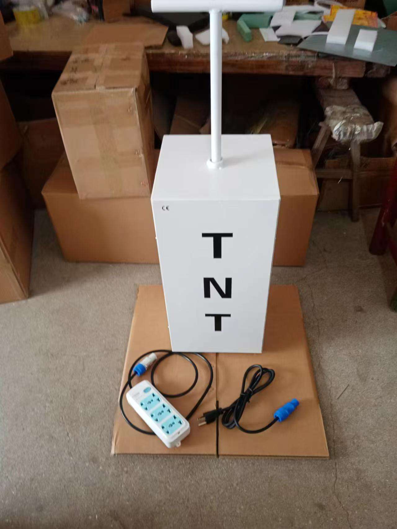 Contrôleur TNT blanc