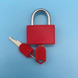 Cadenas en laiton 30 mm anti-rouille pour bagages et portes, avec couvercle en plastique aux couleurs personnalisées - Product Image 4