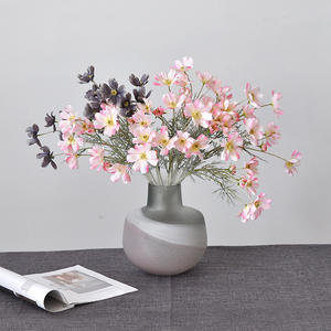 Fleur artificielle Cosmos à 6 têtes, décoration intérieure en <span class=keywords><strong>soie</strong></span>, bouquet en <span class=keywords><strong>soie</strong></span> pour meuble TV, accessoire <span class=keywords><strong>de</strong></span> photographie - Product Image 2