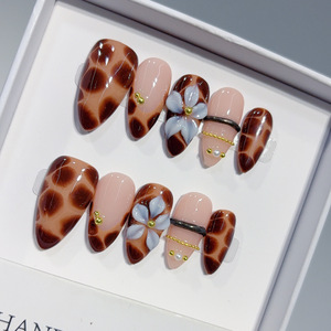 ขายส่งเล็บปลอมเพ้นท์ลายเจล 10 ชิ้น สวยงามหรูหรา ดีไซน์สั่งทำได้ ทำมือ - Product Image 1