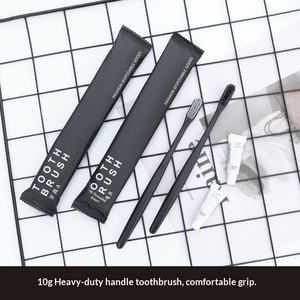 Kit <span class=keywords><strong>de</strong></span> salle <span class=keywords><strong>de</strong></span> bain jetable <span class=keywords><strong>pour</strong></span> hôtel : brosse à dents à poils souples, dentifrice, peigne, <span class=keywords><strong>savon</strong></span> et shampoing – Vente en gros - Product Image 4