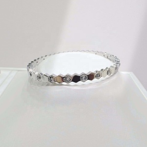 Pulseras minimalistas de plata 925 con baño de oro de alta calidad, precio de fábrica, regalos redondos, pulsera gruesa de moda para mujer. - Product Image 4