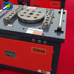 Machine <span class=keywords><strong>à</strong></span> cintrer les barres d'acier CNC <span class=keywords><strong>hydraulique</strong></span> de type table, automatique, 6-40 mm, pour la construction, vente en gros d'usine - Product Image 5