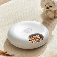 Distributeur automatique de nourriture pour animaux de compagnie à 6 repas pour aliments humides avec pack de glace, batterie au lithium 3600 mAh, WiFi sans fil, distributeur de nourriture pour chat avec LED, anti-pattes accrochées