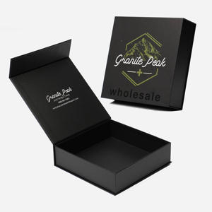 Petites boîtes à vêtements rigides pliantes magnétiques <span class=keywords><strong>de</strong></span> luxe personnalisées boîte-cadeau d'emballage en carton recyclable avec couvercle magnétique - Product Image 3