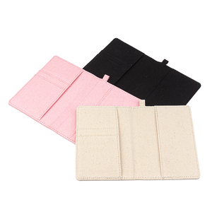 กระเป๋าใส่บัตรธุรกิจ บัตรเครดิต หนังสือเดินทาง บัตรวัคซีน แบบกันน้ำ ราคาประหยัด ผลิตตามสั่ง ป้องกัน RFID สำหรับการเดินทาง - Product Image 6