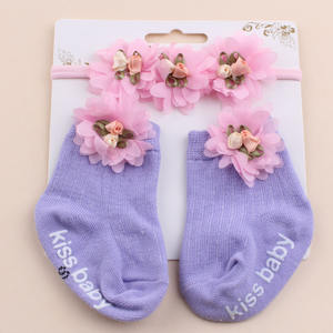 Nuevo Conjunto <span class=keywords><strong>de</strong></span> Calcetines y Diadema con Flores para Bebé, Calcetines Antideslizantes para Primeros Pasos, Hermosos Calcetines con Diadema, Venta al por Mayor - Product Image 5
