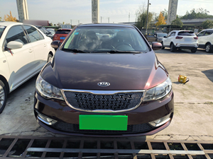 Voitures d'occasion à essence automatiques chinoises bon marché <span class=keywords><strong>kia</strong></span> <span class=keywords><strong>Forte</strong></span> 2010 2011 2014 2015 2017 2019 2020 2021 Voitures berlines d'occasion à vendre - Product Image 4