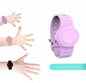 Apple子供用安全シリコンリストバンド抗ロストラッカー環境にやさしいデザイン子供の場所のためのカスタマイズ可能な色 - Product Image 6