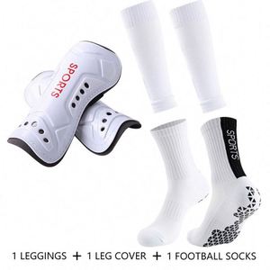 Chaussettes de football antidérapantes épaissies en tissu éponge avec couvre-jambes et protège-mollets divins - Product Image 4