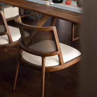 Chaise de salle à manger en bois massif, chaise en rotin décontractée avec sac souple pour hôtel et restaurant, chaise en rotin simple de style nordique