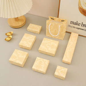 Cajas de Regalo Cuadradas/Rectangulares de Cartón Laminado al por Mayor para Joyería, con Forro de Esponja y Tapa con Bisagras, para Regalos Navideños - Product Image 4