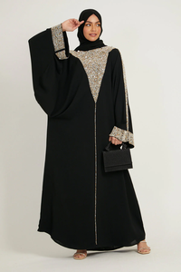 Abaya élégante sur mesure en tissu chiffon, technique de broderie avec perles, robe longue droite maxi style Dubaï. - Product Image 4