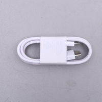 Cable de datos C2C con revestimiento de TPE de carga rápida 3A y protección, cable USB C largo para sincronización con iPhone 15 Pro y portátiles, transmisión de energía eficiente.