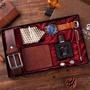 2025 Custom Portable Luxury Cartoon Business Gift Set 7pcs Boutique Collection Silk Screen Printed Office Use Promotions Gifting - Product Image 4