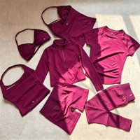 Ensemble de yoga et fitness sans couture personnalisé 7 pièces : T-shirt de sport uni, pantalon de yoga, short taille en V, short de course, tenue de sport active Df