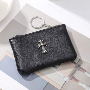 กระเป๋าสตางค์หนัง PU หรูหรา แบบซิป กันน้ำ ขนาดเล็ก สำหรับทุกเพศ ทันสมัย สะพายข้าง พกพาสะดวก ใส่เหรียญและธนบัตร พร้อมจี้ห้อยแฟชั่น - Product Image 6