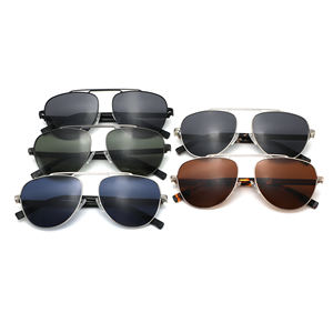 2025 moda gran oferta gafas de sol clásicas para adultos Unisex UV400 lentes gafas de sol Vintage moda Metal marco gafas de sol para hombres - Product Image 1