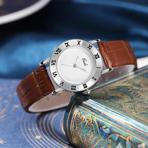 นาฬิกาควอตซ์ของผู้หญิงหนังแท้หรูหราพิเศษสำหรับเทศกาลควอตซ์เรียบง่ายหรูหราสายหนังกันน้ำ - Product Image 1