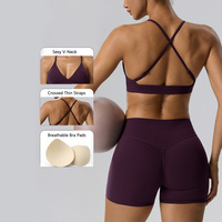 Roregal Nouveau Soutien-Gorge de Yoga à Bretelles Croisées Ajustables Couleur Unie, Soutien-Gorge de Fitness à Dos Élastique avec Coussinets Poitrine pour Femme