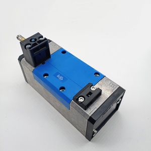 Électrovanne pneumatique allemande à trois positions et cinq voies MFH-5/3G-D-3-C - Product Image 3