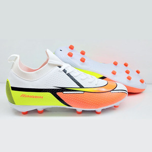 Chaussures <span class=keywords><strong>de</strong></span> football <span class=keywords><strong>de</strong></span> haute qualité, fabriquées en Chine, prix bas, directement <span class=keywords><strong>de</strong></span> l'usine. - Product Image 3