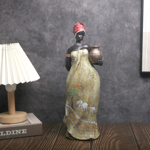 Vente en gros de statue de femme voluptueuse africaine, corps positif, sculpture tribale personnalisée OEM, <span class=keywords><strong>art</strong></span> en résine pour la décoration intérieure culturelle - Product Image 1